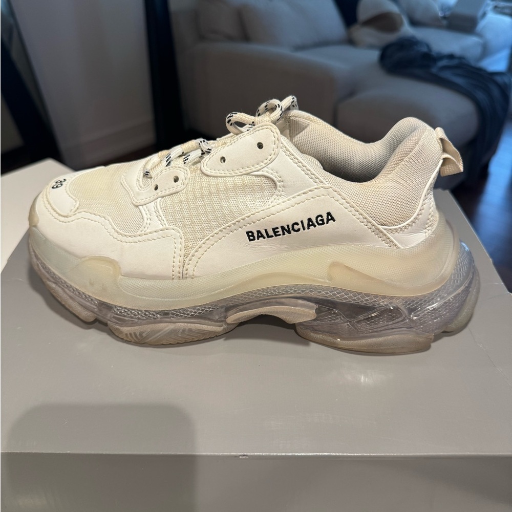 Balenciaga triple S sneaker - clear sole Size 39 - Picture 2 of 11